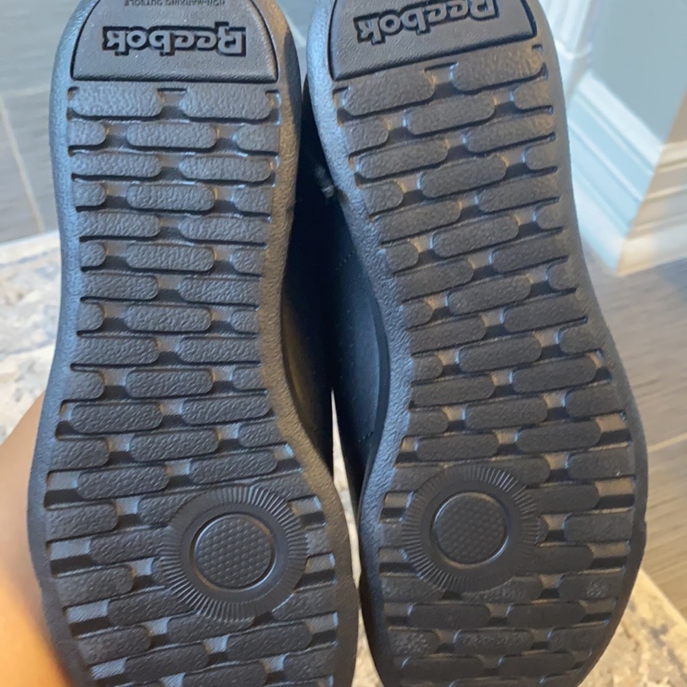 Brand new Reebok classics - Picture 3 of 3